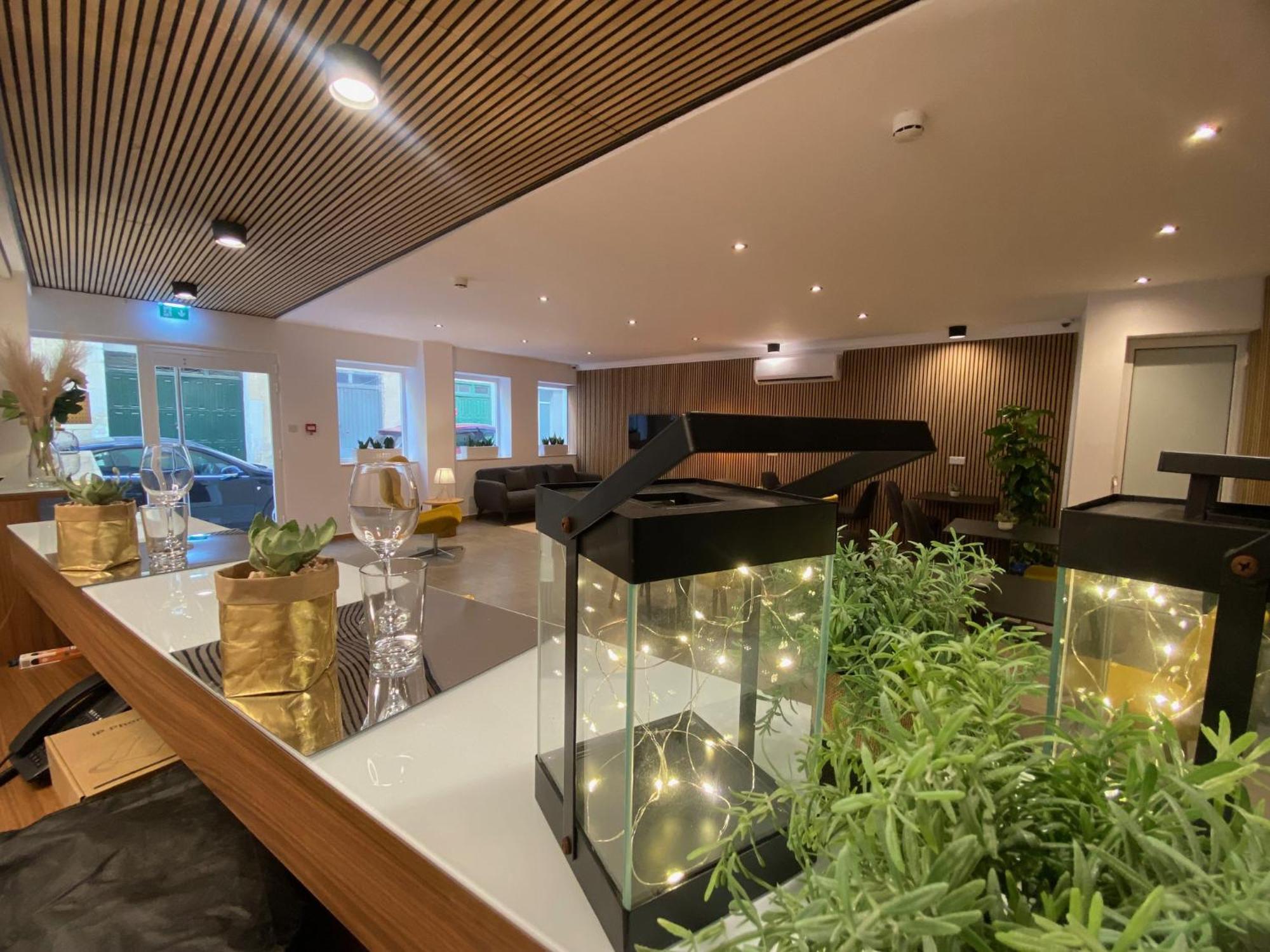 Marina Suites & Apartments - Self Catering - By Tritoni Hotels Gzira Esterno foto